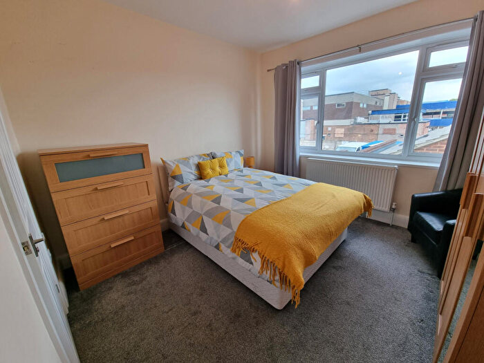 1 Bedroom Semi Detached House To Rent In Northern Road, Cosham, Portsmouth, Hampshire, PO6