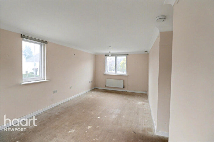 2 Bedroom Apartment For Sale In Golden Mile View, Newport, NP20