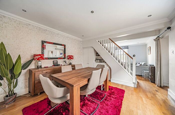 3 Bedroom Semi-detached House For Sale In West End, Woking, Surrey, GU24
