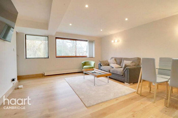 2 Bedroom Apartment To Rent In Beaufort Place, Thompsons Lane, Cambridge, CB5