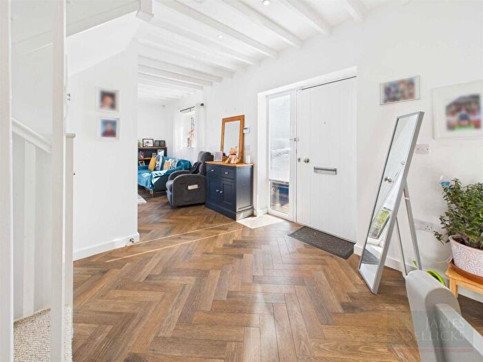 2 Bedroom Barn Conversion For Sale In Rose Yard, Kibworth Harcourt, Leicestershire, LE8