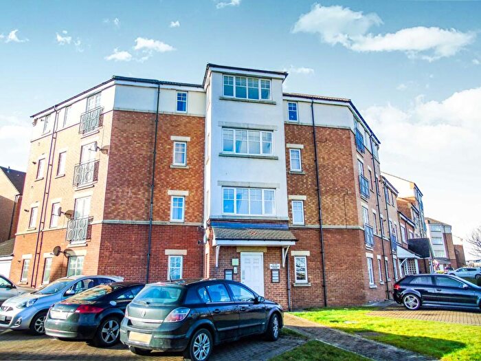2 Bedroom Apartment To Rent In Redgrave Close, Gateshead, Tyne And Wear, NE8