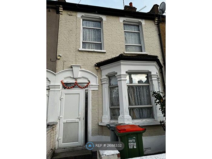 3 Bedroom Terraced House To Rent In Keppel Road, London, E6