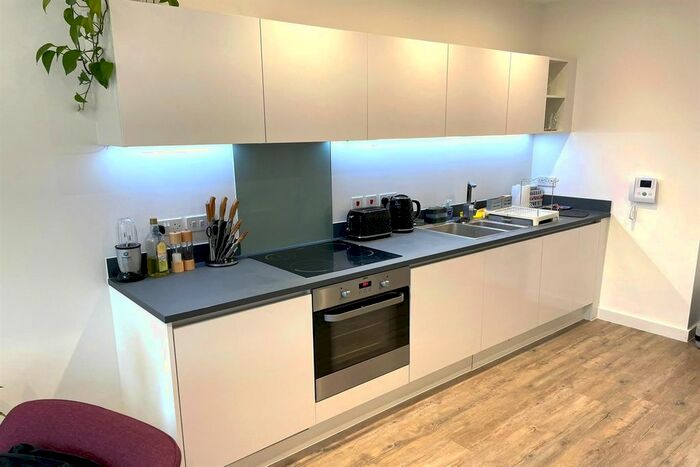 1 Bedroom Flat To Rent In Kings Road, Reading, RG1