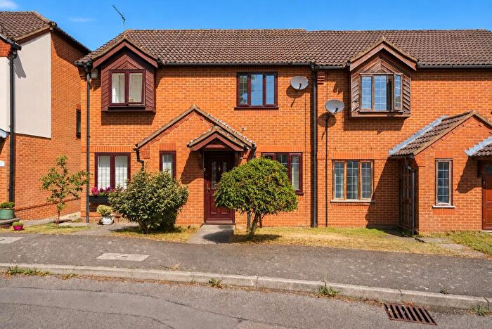 2 Bedroom Terraced House For Sale In High Grove, St. Albans, Hertfordshire, AL3