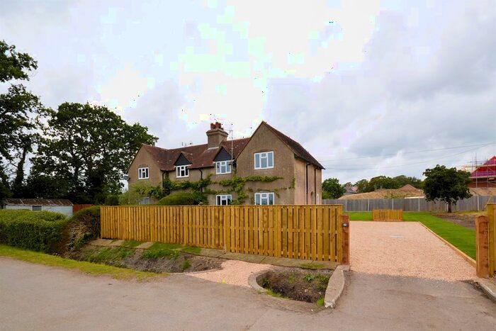 3 Bedroom Semi-Detached House To Rent In Newlands Lane, Chichester, West Sussex, PO19