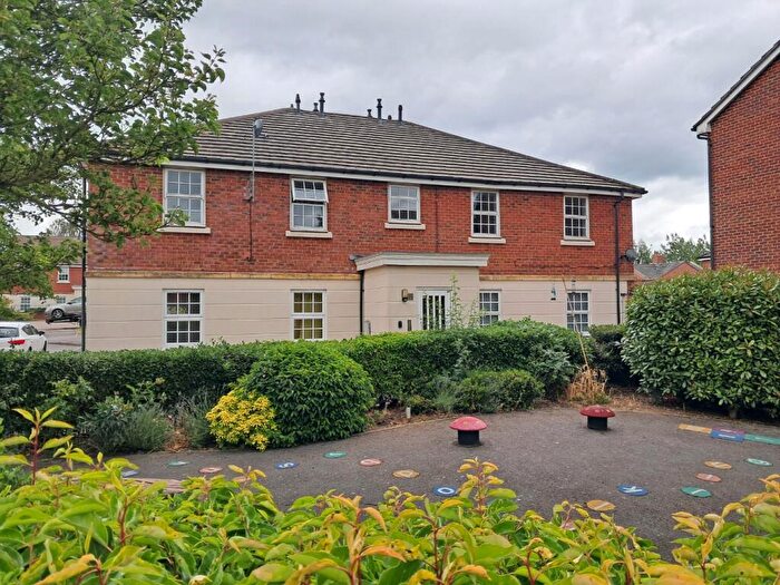 1 Bedroom Apartment To Rent In Buscot Park Way, Daventry, Northamptonshire, NN11