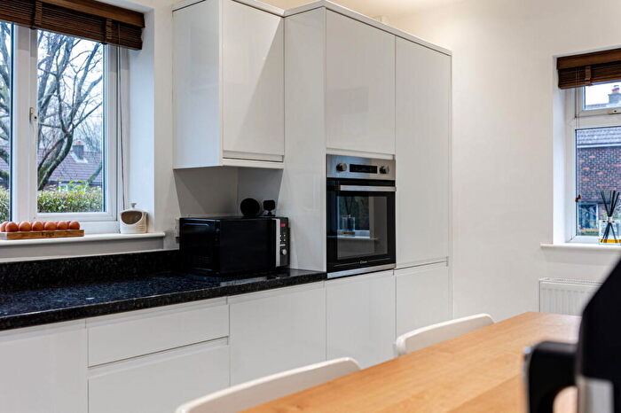 2 Bedroom Semi-Detached House For Sale In Queensway, Greenfield, Saddleworth, OL3