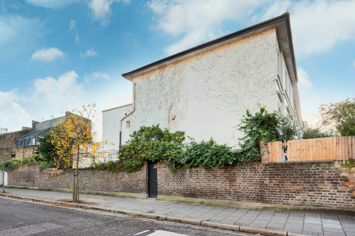 1 Bedroom Flat To Rent In Furlong Road, Islington, N7