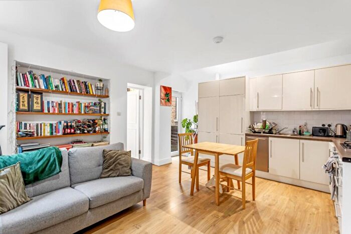 1 Bedroom Flat For Sale In Alexandra Grove London, N4