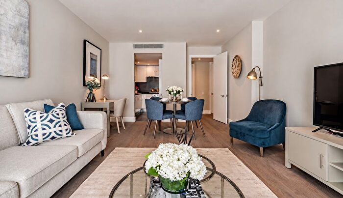 1 Bedroom Flat To Rent In Circus Apartments, London, E14