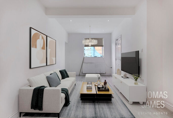 4 Bedroom End Of Terrace House To Rent In Southgate, N14