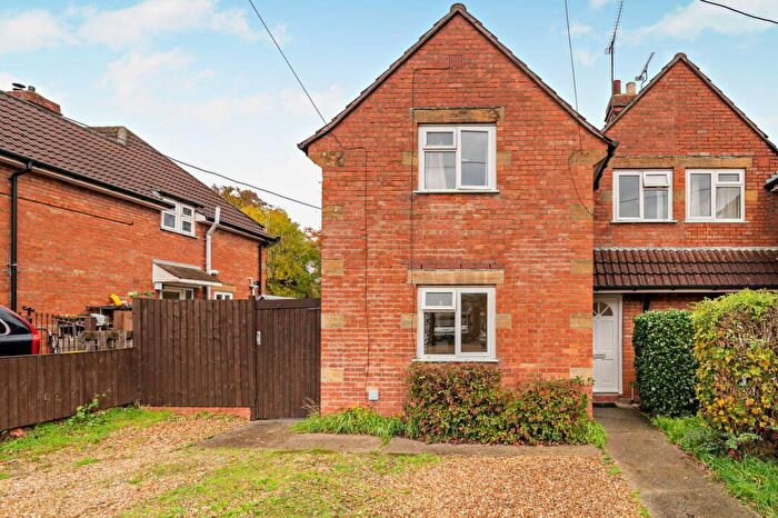 4 Bedroom Semi Detached House For Sale In Westland Road, Yeovil, BA20