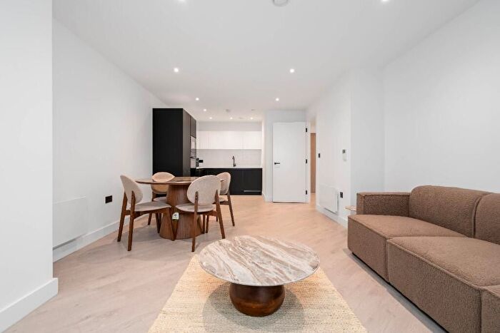 1 Bedroom Flat To Rent In Bankwell Road, London, SE13