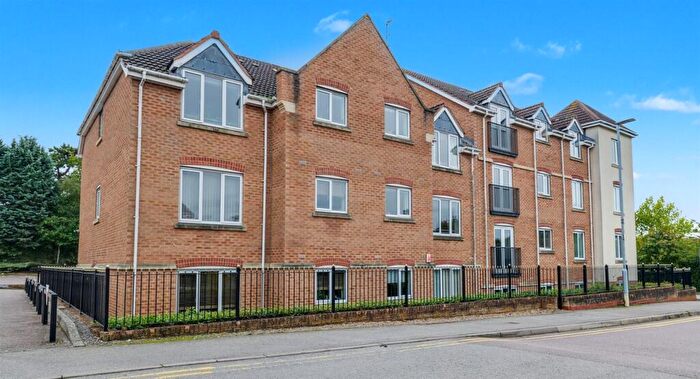 2 Bedroom Apartment For Sale In Middlebrook Green, Market Harborough, LE16