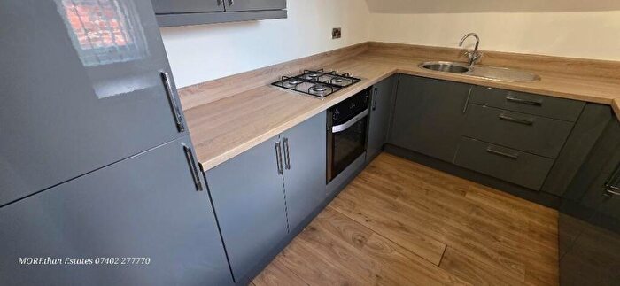 2 Bedroom Flat To Rent In Egerton Road, Manchester, M14