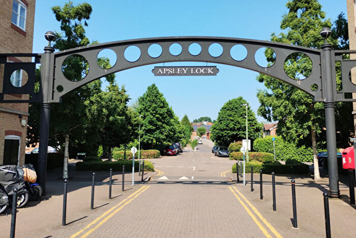 1 Bedroom Apartment For Sale In Evans Wharf, Apsley Lock, HP3