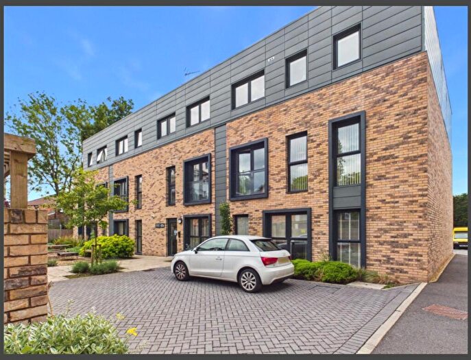 1 Bedroom Apartment For Sale In Barlow Moor Road, Manchester, Greater Manchester, M21