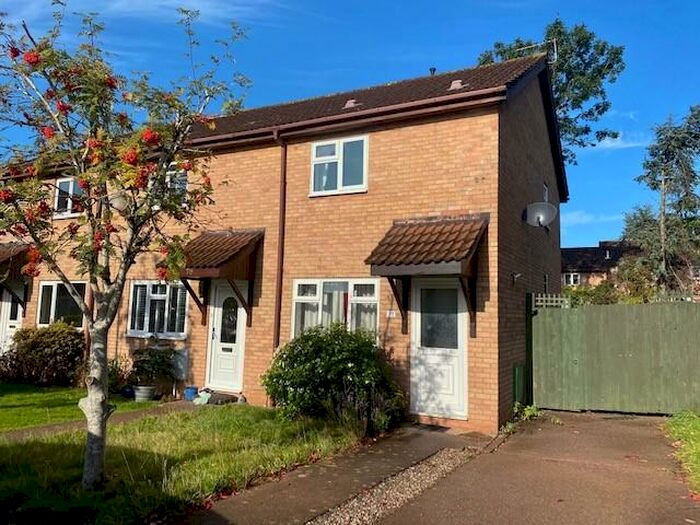 2 Bedroom House To Rent In Bryn Haidd, Cardiff, CF23