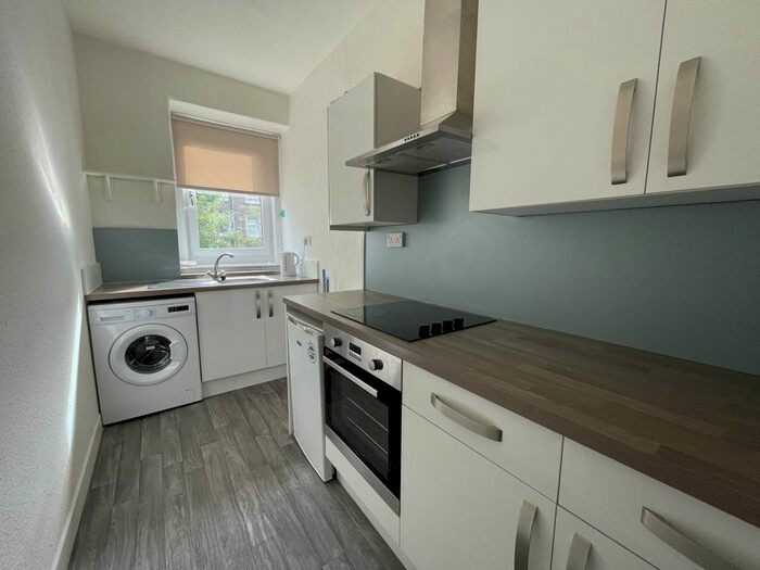 1 Bedroom Flat To Rent In Baldovan Terrace, Dundee, DD4