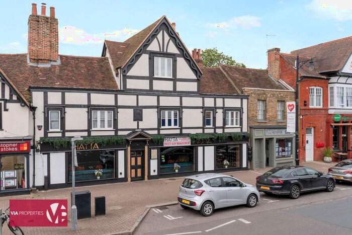 2 Bedroom Flat To Rent In High Street, Hoddesdon, EN11