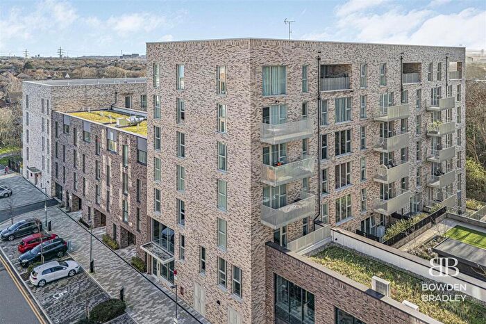 2 Bedroom Flat For Sale In Mahindra Way, London, E6