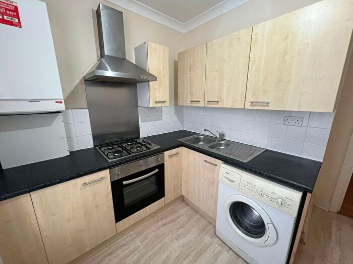 1 Bedroom Flat To Rent In Windsor Road, London, E10