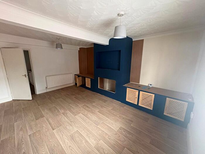 2 Bedroom Apartment To Rent In Flatgate, Howden, Goole, DN14