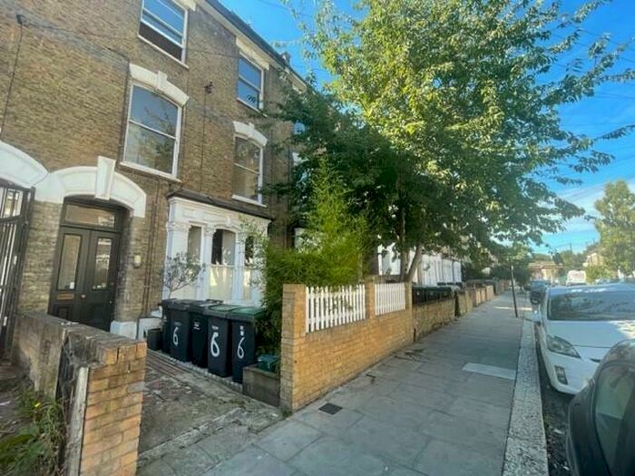 1 Bedroom Flat To Rent In Ruskin Road, Tottenham, London, N17