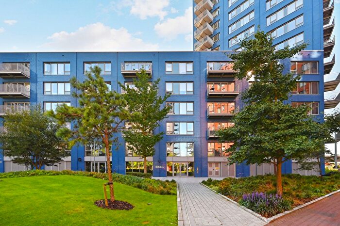 2 Bedroom Flat For Sale In Hercules House, London City Island, E14