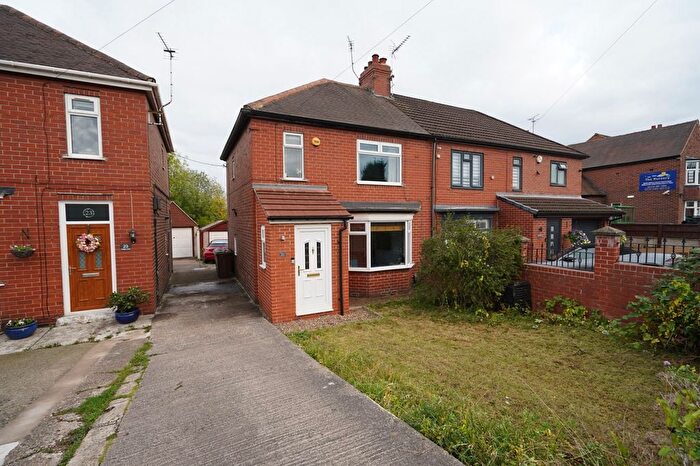 3 Bedroom Semi-Detached House For Sale In Lodge Lane, Aston, Sheffield, S26