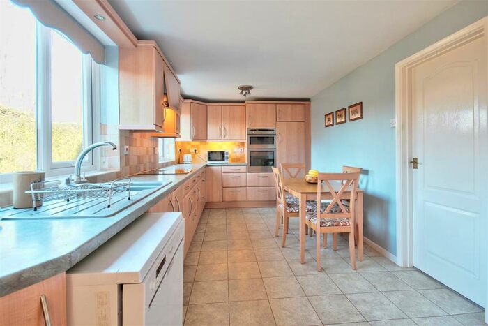 3 Bedroom Semi-Detached House For Sale In Main Street, Marston Trussell, Market Harborough, LE16