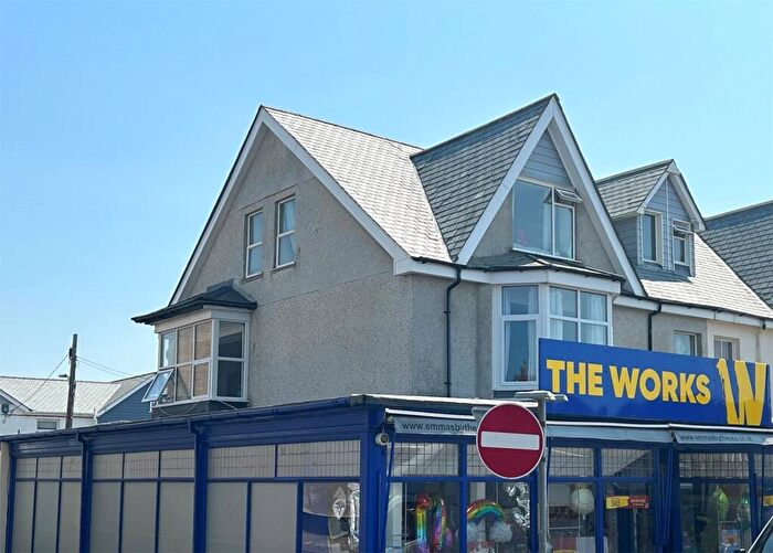 3 Bedroom Flat To Rent In Belle Vue, Bude, Cornwall, EX23