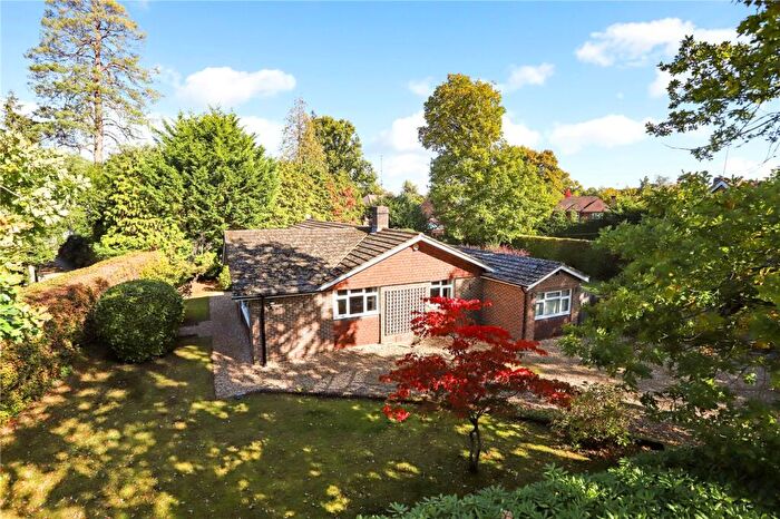 3 Bedroom Bungalow To Rent In The Long Road, Rowledge, Farnham, Surrey, GU10