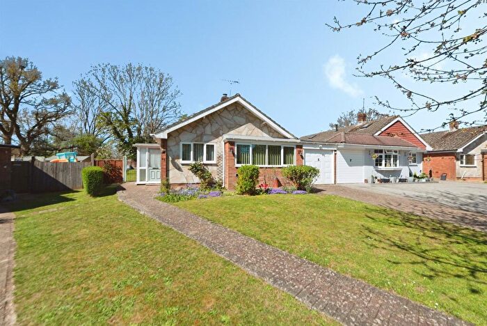 2 Bedroom Bungalow For Sale In Sutton Road, Waterlooville, PO8