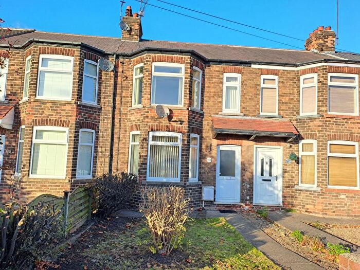 2 Bedroom Terraced House For Sale In Willerby Road, Hull, HU5