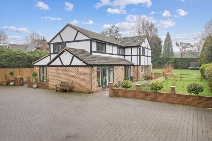 5 Bedroom Detached House For Sale In Copthorne Road, East Grinstead, West Sussex, RH19