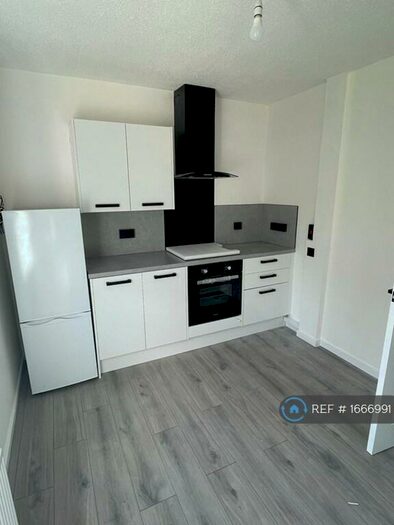 2 Bedroom Flat To Rent In Victoria Road, Aberdeen, AB11