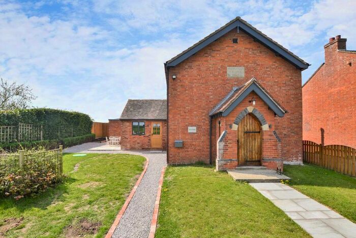 2 Bedroom Detached House For Sale In Huntley Road, Tibberton, Gloucestershire, GL19