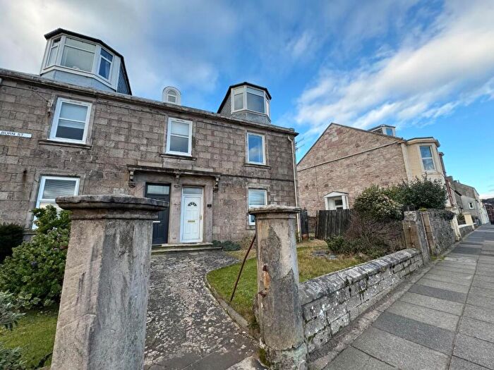 Flat For Sale In Kelburn Street -First Floor Flat Left, Kames Bay, Millport, KA28