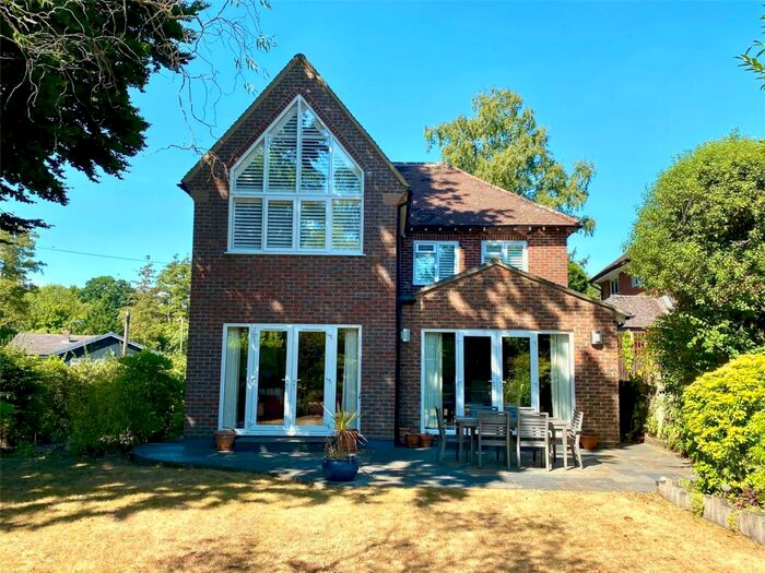 4 Bedroom Detached House To Rent In Lake Road, Chandlers Ford, Hampshire, SO53