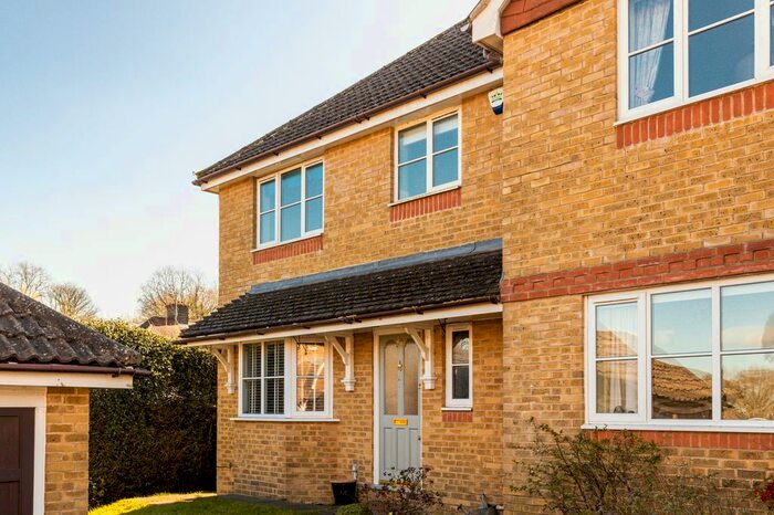 3 Bedroom Semi-Detached House To Rent In The Meades, Dormansland, Lingfield, RH7