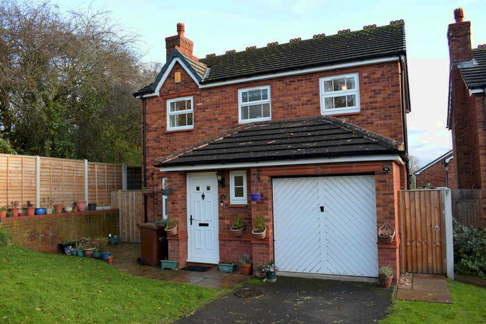 4 Bedroom Detached House To Rent In The Hawthorns, Outwood, Wakefield, WF1
