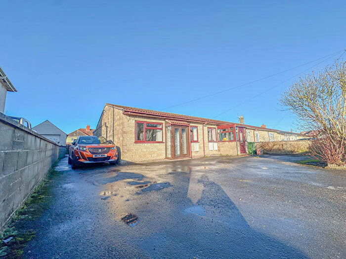 2 Bedroom Detached House For Sale In Westfield, Shepton Mallet, BA4