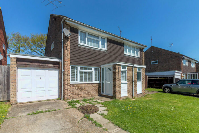 2 Bedroom House To Rent In East Bridge Road, South Woodham Ferrers, CM3