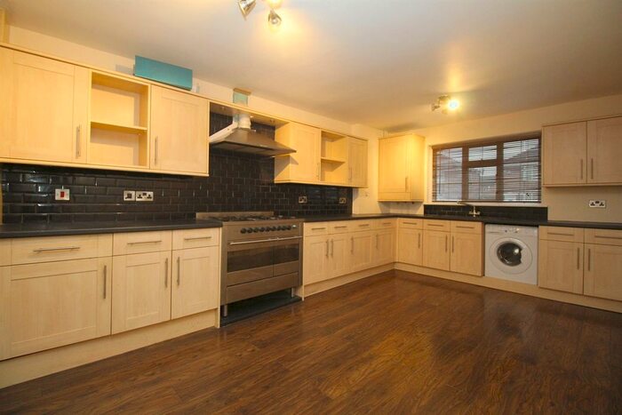 5 Bedroom Terraced House To Rent In Bottleacre Lane, Loughborough, LE11