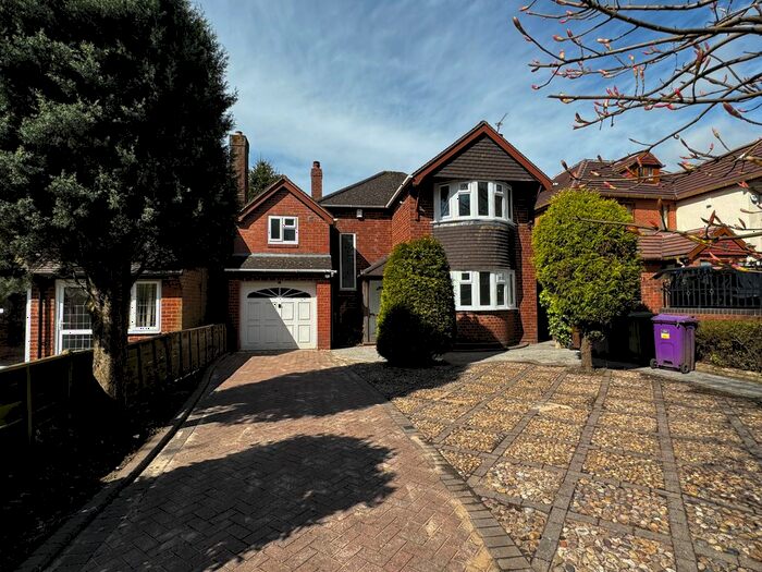 4 Bedroom Detached House To Rent In Ednam Road, Goldthorn, Wolverhampton, WV4