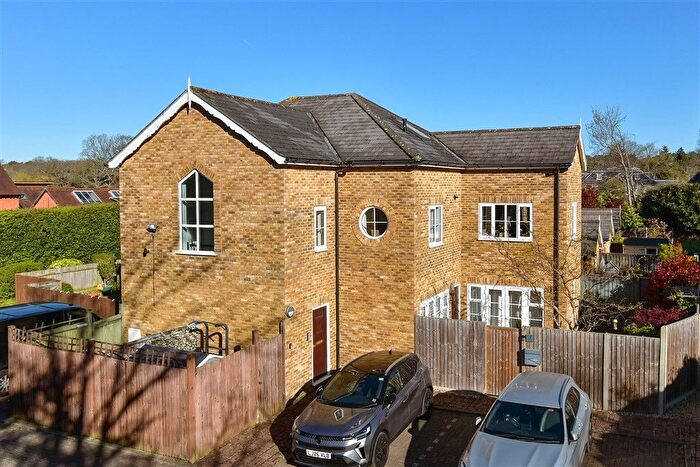 2 Bedroom Flat For Sale In Canterbury Mews, Oxshott, Leatherhead, Surrey, KT22