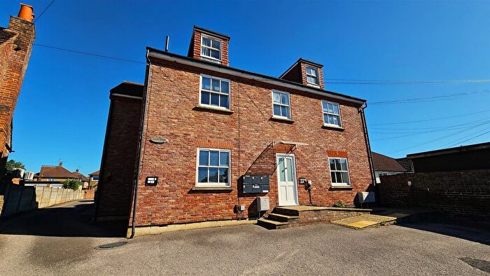 1 Bedroom Flat To Rent In Gibson House, High Street, Stanwell, TW19