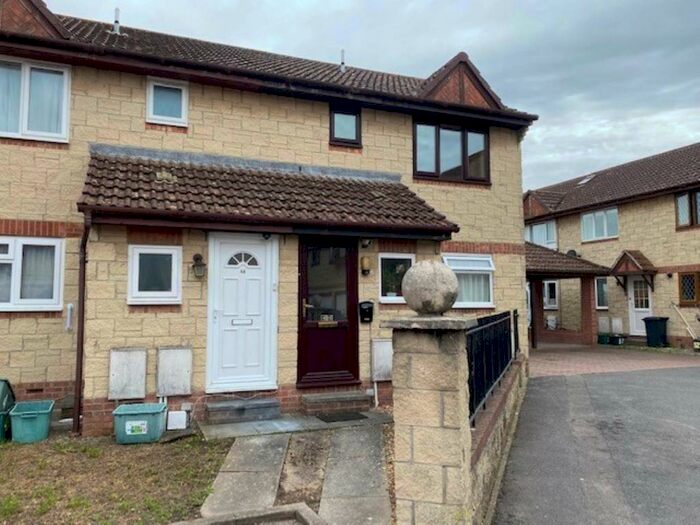 1 Bedroom Flat To Rent In Warrilow Close, North Worle, Weston-super-Mare, BS22